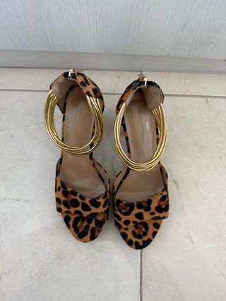 Tacones Animal Print Dorados