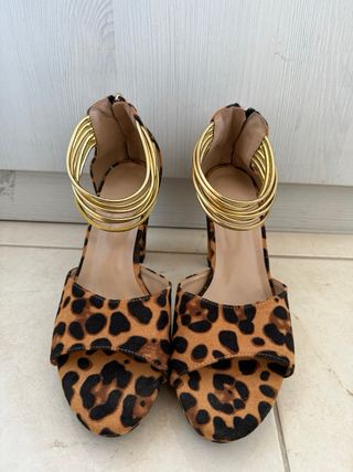 Tacones Animal Print Dorados