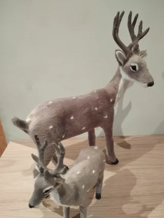 Pareja de renos navideños decorativos