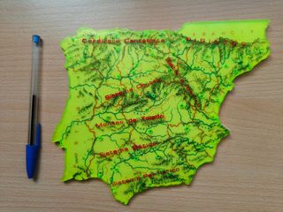 Mapas EGB Plástico Duro Grandes