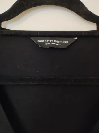 Camiseta Dorothy Perkins Negra Talla 46