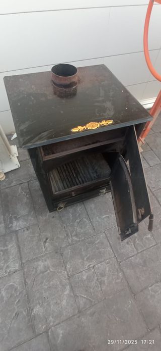 Estufa de leña con horno