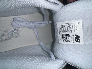 zapatillas de New Balance plateadas