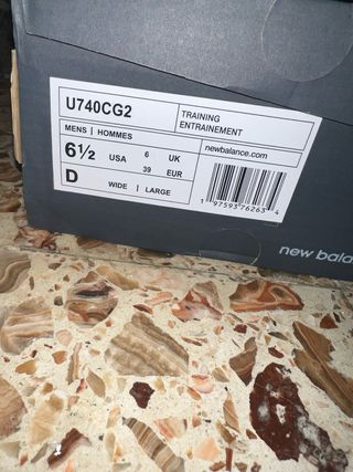 zapatillas de New Balance plateadas