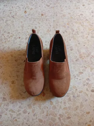 Zapatos marrones LAYKI