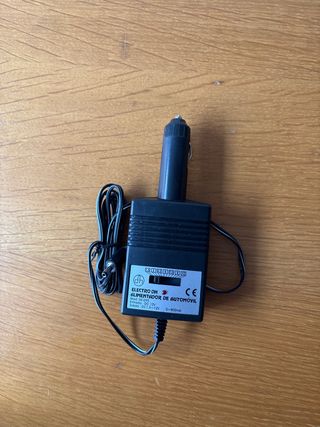 Electro DH Alimentador Automóvil 12V