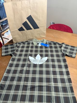 Maglietta Adidas a quadri