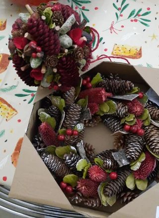 Ghirlanda Natalizia  Shabby Chic Pigne e Bacche