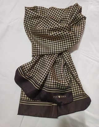 Pañuelo Punto Roma estampado