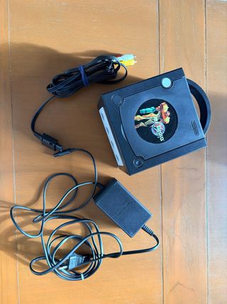 Nintendo GameCube Negro + Juegos y Mandos