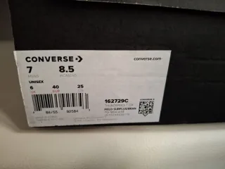 Converse Deportivas Talla 40 Nuevas sin usar