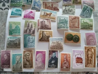 Sellos España Nuevos - Lote 5