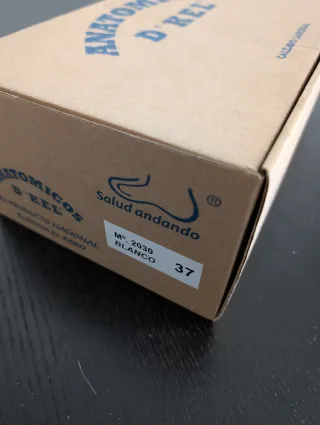 Zapatos d'kel blancos talla 37