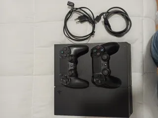 PS4 (PlayStation 4) Nero + 2 Controller