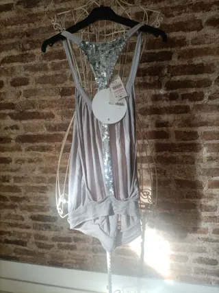 Top lentejuelas gris y plateado