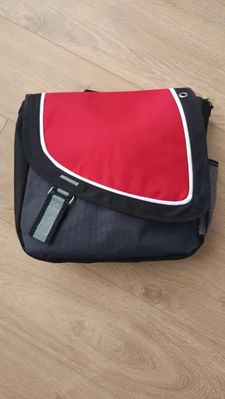 Bolso bandolera gran capacidad gris y rojo