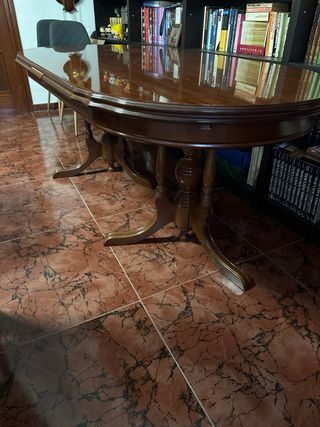 Mesa extensible de madera