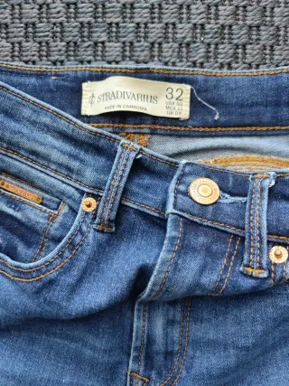 Dos Vaqueros skinny azules y negros