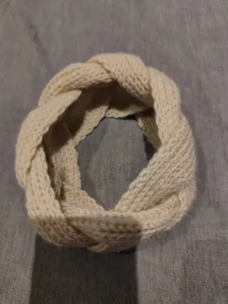 Diadema tejida invierno beige