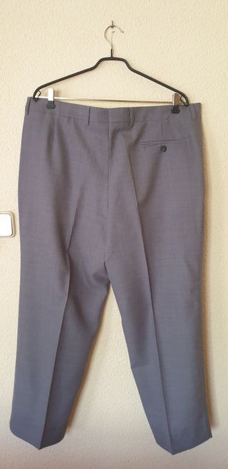 Pantalón de vestir gris de hombre