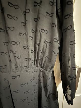 Vestido corto Mango Negro Talla L. estampado gafas