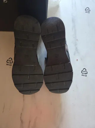 Zapatillas Cetti Negras y Plateadas Nuevas.Ti.110e