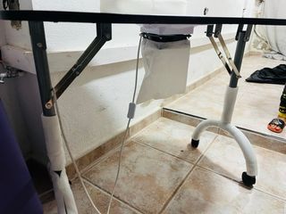 Mesa manicura blanca plegable con ruedas