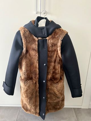 Abrigo Bimba y Lola Neopreno Negro Pelo Marrón XS