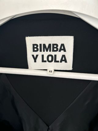 Abrigo Bimba y Lola Neopreno Negro Pelo Marrón XS