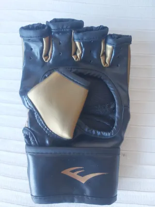 Guantes MMA Everlast + Neceser