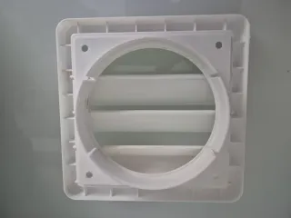 Rejilla de ventilación plástica 10 cm diámetro.