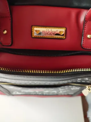 Bolso Nicole Lee Rojo y Negro