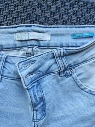 Tres vaqueros azules talla 36