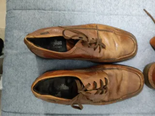 Zapatos Clarks Marrones Usados