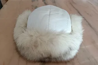 Gorro ruso piel blanco y beige