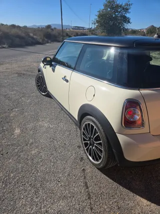 MINI One 12 meses garantía mecánica de 7000 Eur