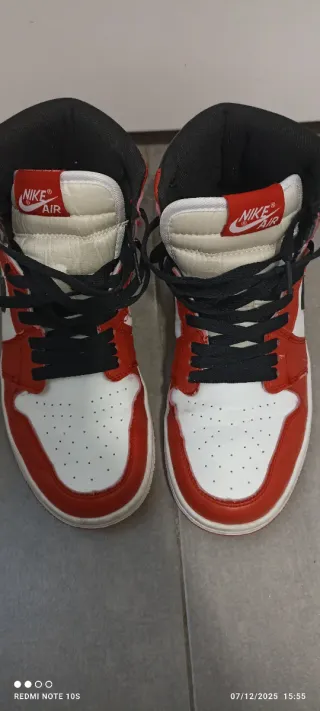 Nike Air Jordan Zapatillas Rojo y Blanco