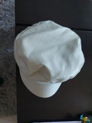 Gorra polipiel blanca