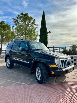 Jeep Cherokee 2007 ¡4X4!