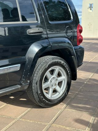 Jeep Cherokee 2007 ¡4X4!