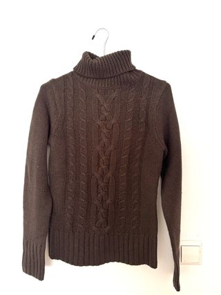 Jersey Green Coast marrón trenzado cuello alto