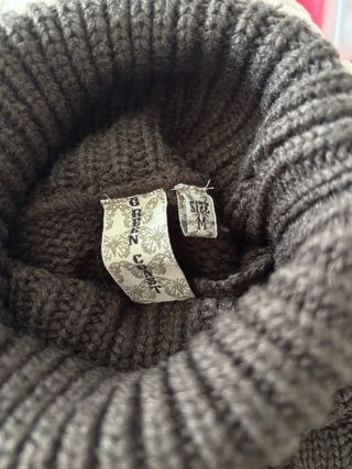 Jersey Green Coast marrón trenzado cuello alto