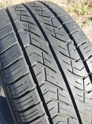 Neumáticos Yokohama 225/55/17 97V