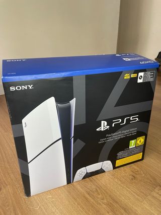 PlayStation 5 NUOVA + 2 controller originali