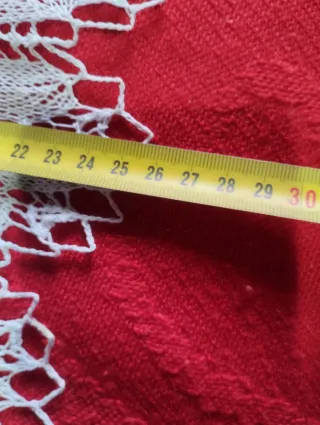 Camino de mesa blanco encaje