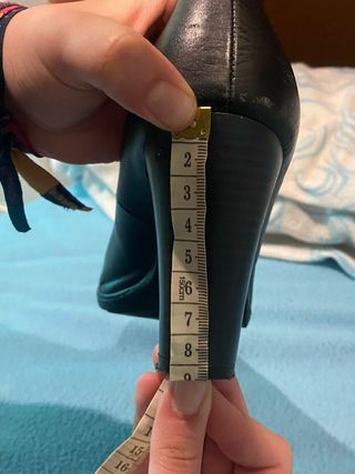 Zapatos de tacón negros