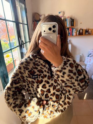 Sudadera polar leopardo