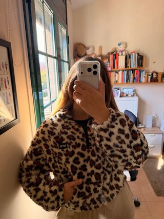 Sudadera polar leopardo
