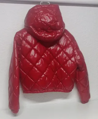 Cazadora acolchada roja Pimkie talla L