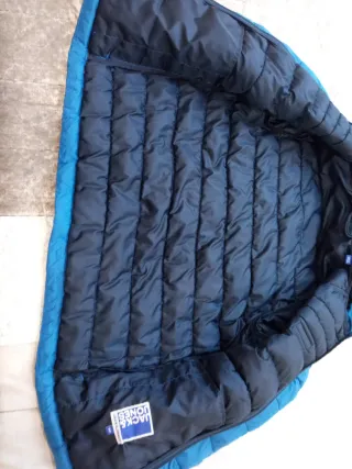 Chaqueta fina invierno azul y blanco talla 140